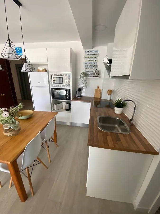 Duque Mar 1, Torre Del Mar - Home Rent Malaga Apartamento